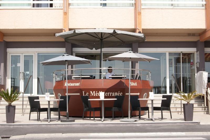Отель Logis Hôtel & Restaurant Mediterranee