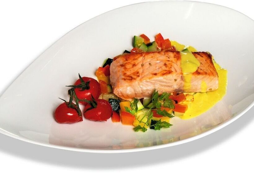 هتل Munsch Restaurant & Wellness, Colmar Nord   Haut Koenigsbourg