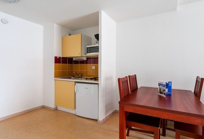 هتل Vacanceole  Residence Le Saint Clair