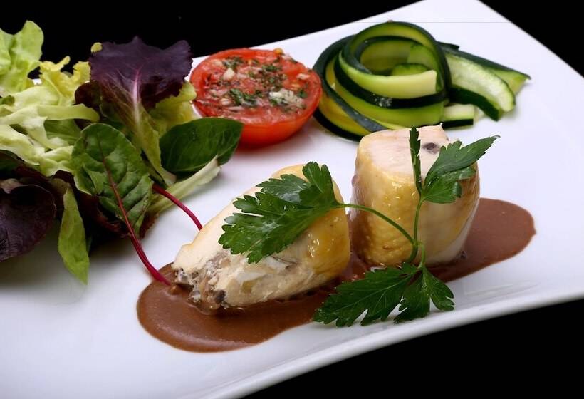 هتل Logis Hôtel Restaurant La Coupe D Or