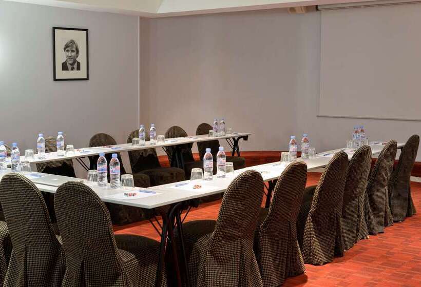 Fotos del hotel Best Western Premier Le Patio Des Artistes Wellness Jacuzzi:  27