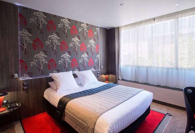 Fotos del hotel Best Western Premier Le Patio Des Artistes Wellness Jacuzzi:  38
