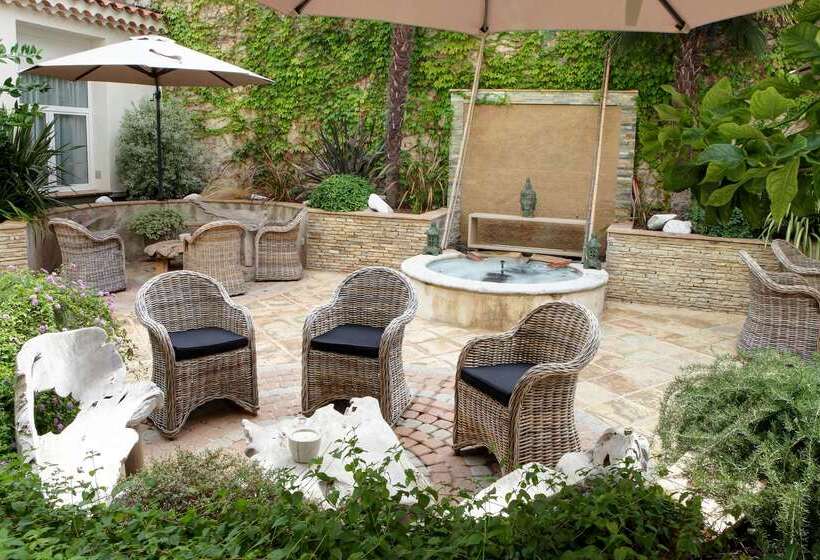 Fotos del hotel Best Western Premier Le Patio Des Artistes Wellness Jacuzzi:  39
