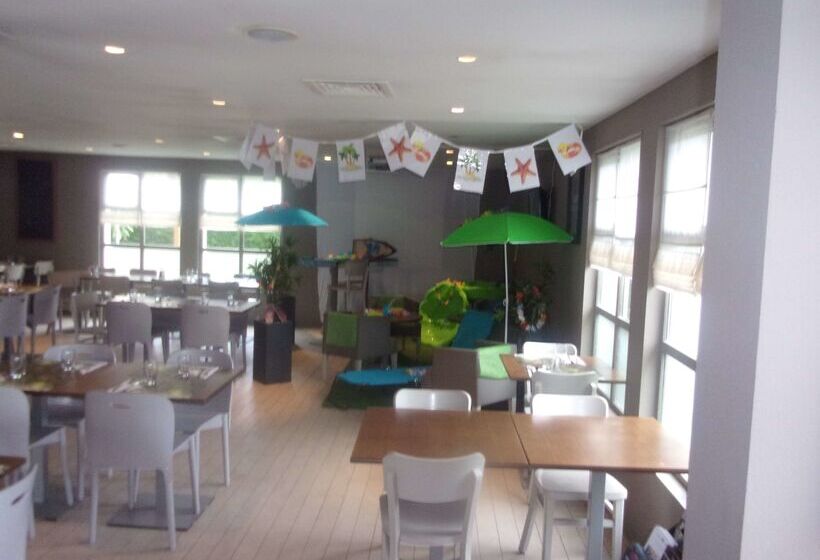 Campanile Hotel Chantilly