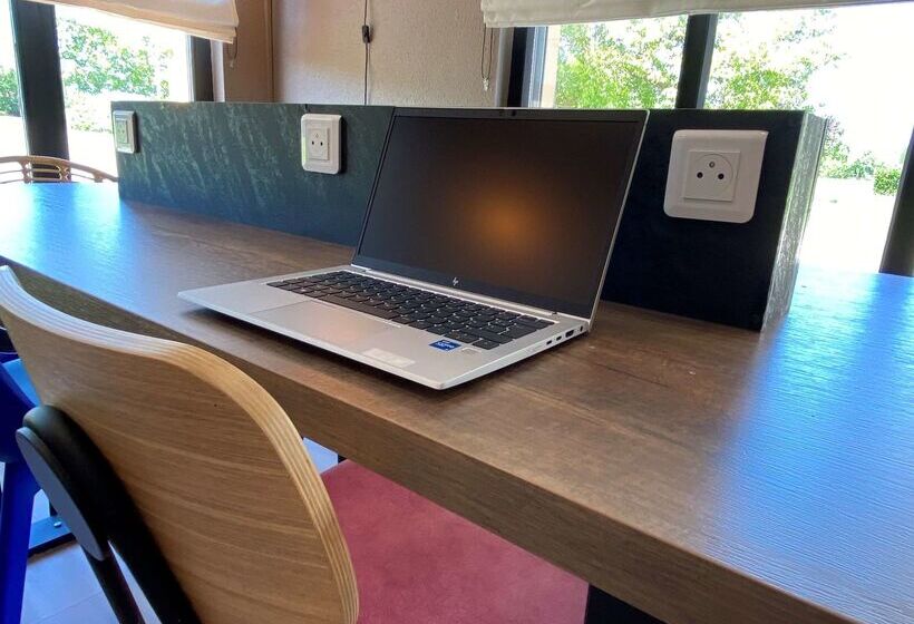 בית מלון כפרי Campanile Colmar Parc Des Expositions