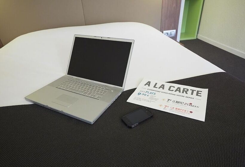 Отель Campanile Lille Sud  Chr