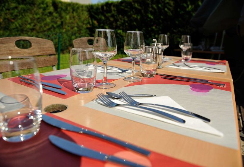 Отель Campanile Marne La Vallee  Torcy