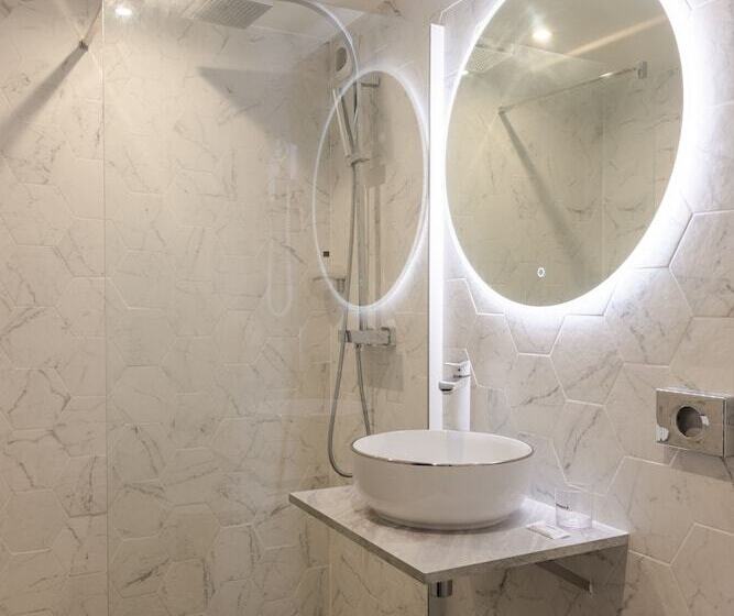 ホテル The Originals City, Hôtel Rennes Sud