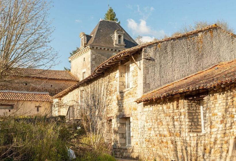호텔 The Originals Château De Perigny