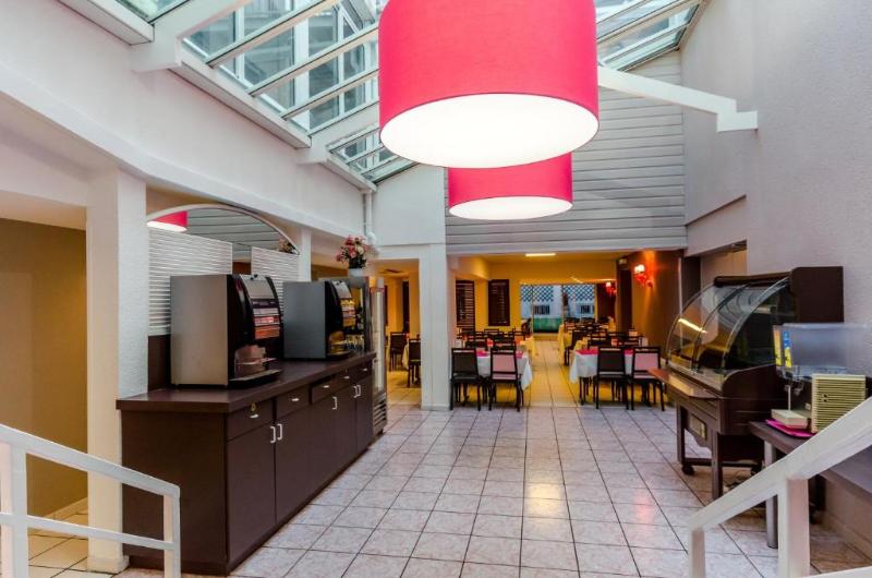 Hotel Croix Des Bretons Lourdes Pyrenees
