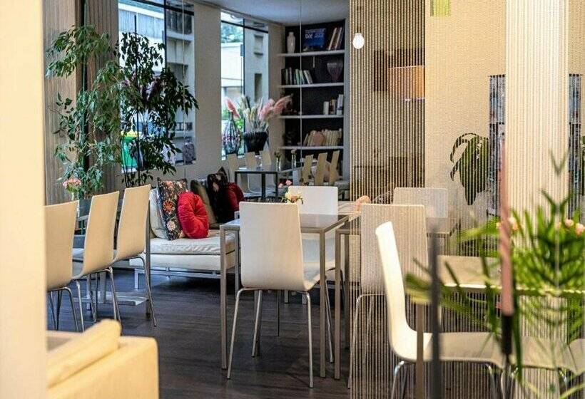 Fotos del hotel Glasgow Monceau By Patrick Hayat:  28