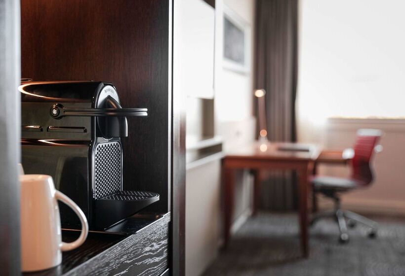 هتل Hilton Strasbourg