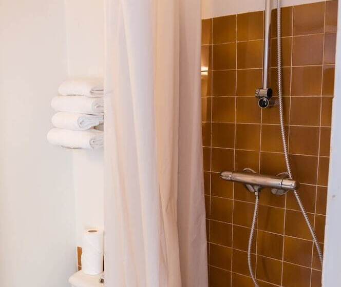 هتل Hôtel Exelmans