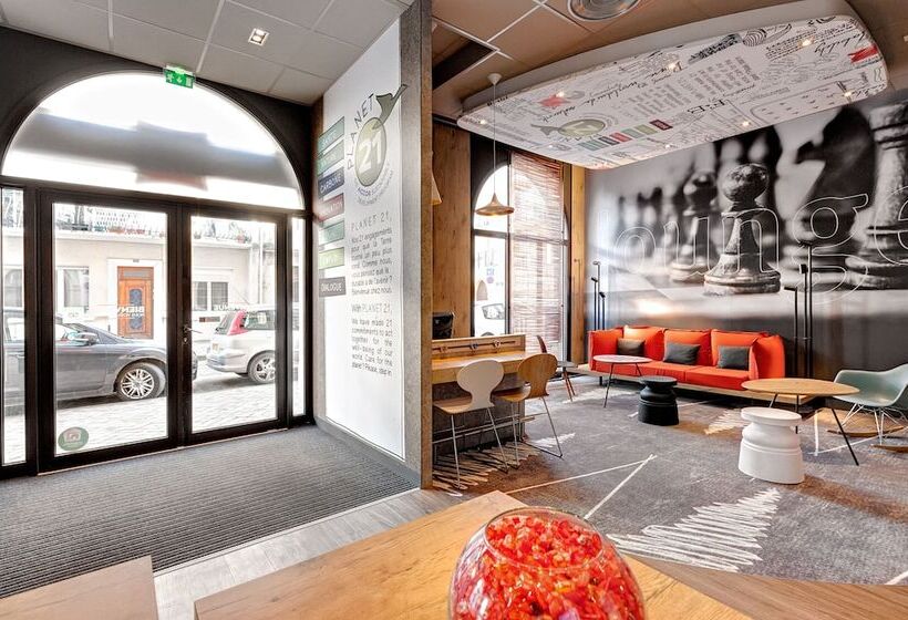 هتل Ibis Agen Centre Gare