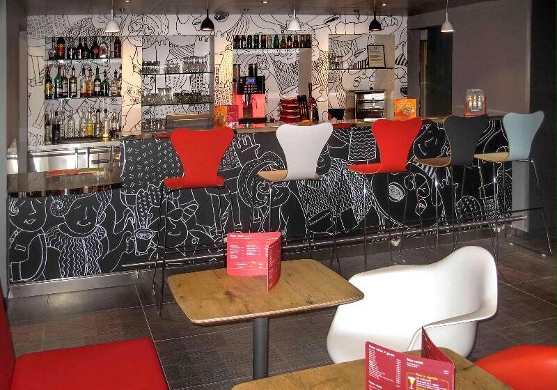 هتل Ibis Amboise