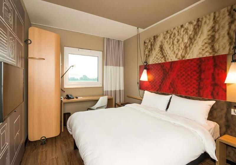 هتل Ibis Cambrai