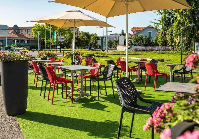 هتل Ibis Clermontferrand Montferrand