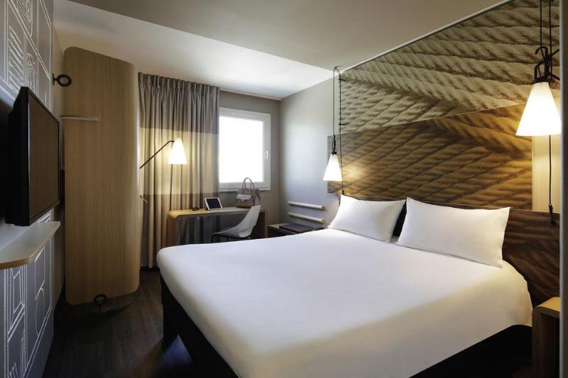 هتل Ibis Compiègne