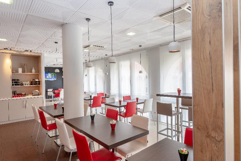 هتل Ibis Epernay Centre Ville