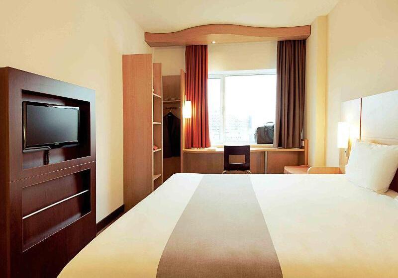 فندق Ibis La Roche Sur Yon Vendespace