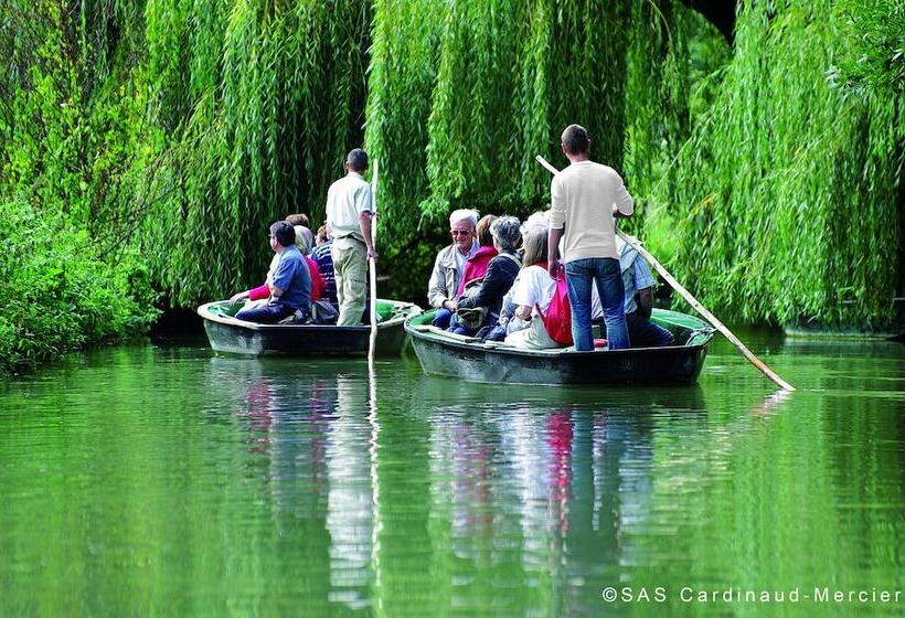 B&b Hotel Niort Sud Venise Verte