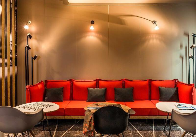 Fotos del hotel Ibis Paris Montmartre 18ème:  18