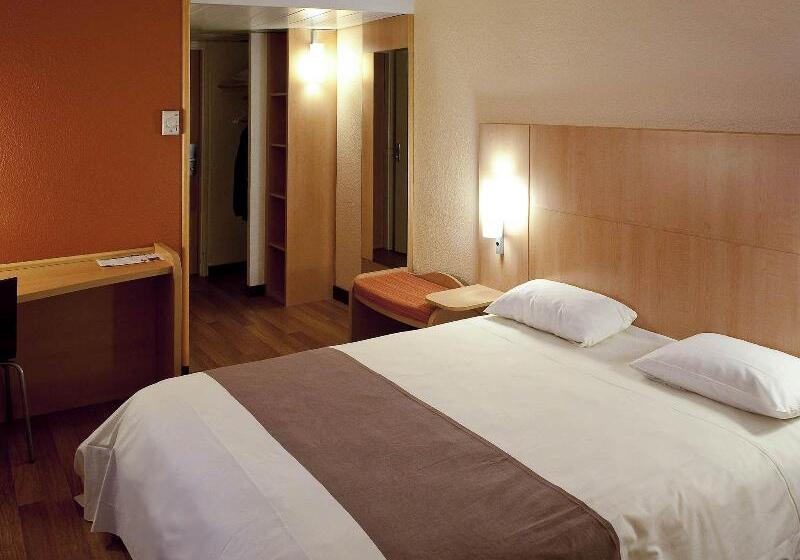 ホテル Ibis Rennes Beaulieu