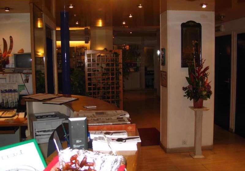 Fotos del hotel Ibis Styles Paris Cadet Lafayette:  8