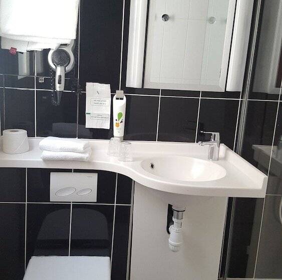 ホテル Accueil Paris Pigalle Montmartre