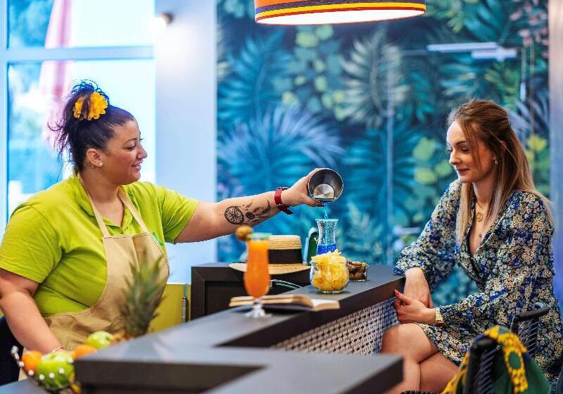 Fotos del hotel Ibis Styles Perpignan Centre Gare:  4