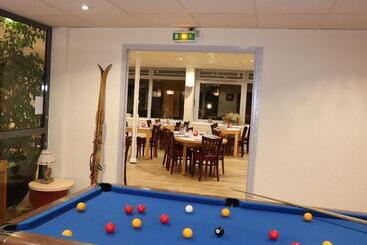 هتل Inn Design Moutiers