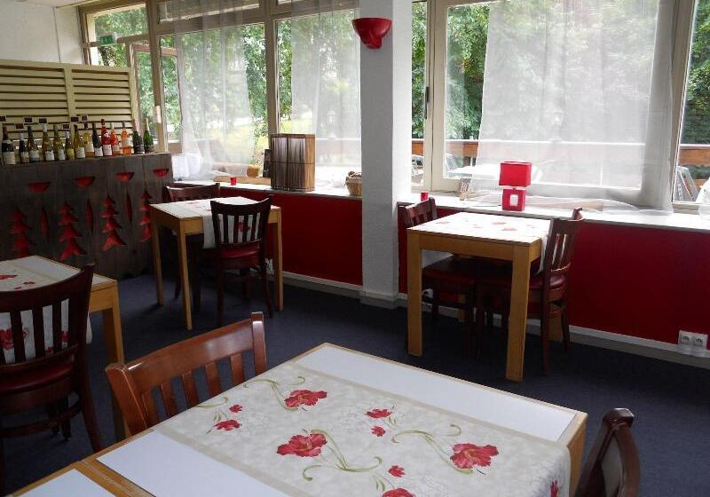 فندق Inn Design Moutiers