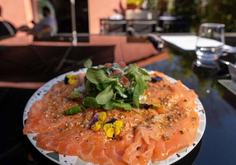 ホテル Kyriad Lyon Sud  Sainte Foy