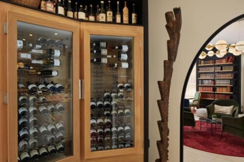 هتل Les Nomades Beaune