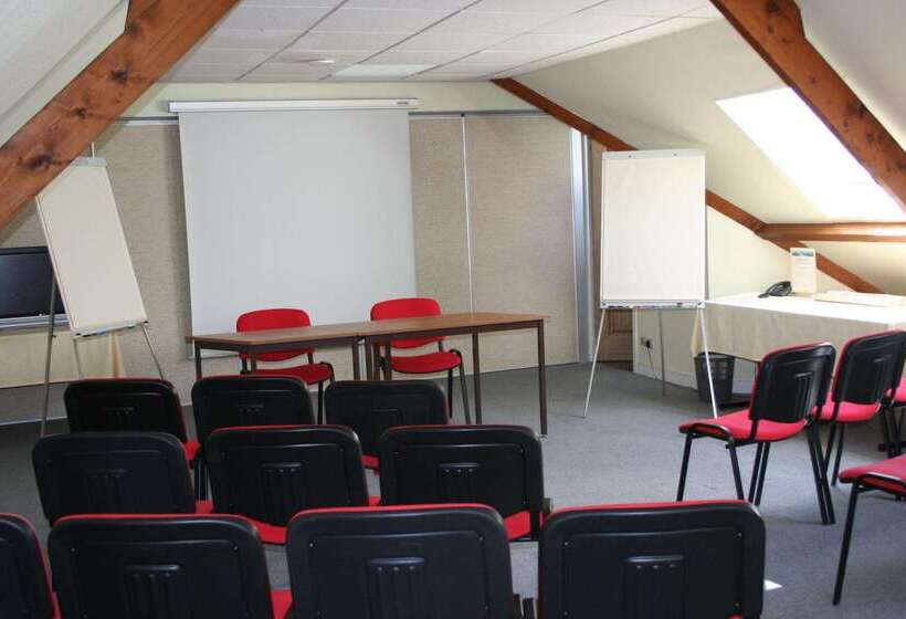 ホテル Logis Le Clos Deauville Saint Gatien