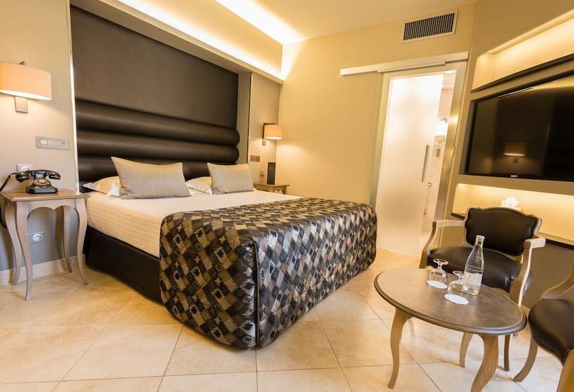 هتل Plaza Madeleine & Spa