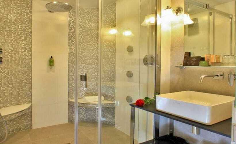هتل Plaza Madeleine & Spa