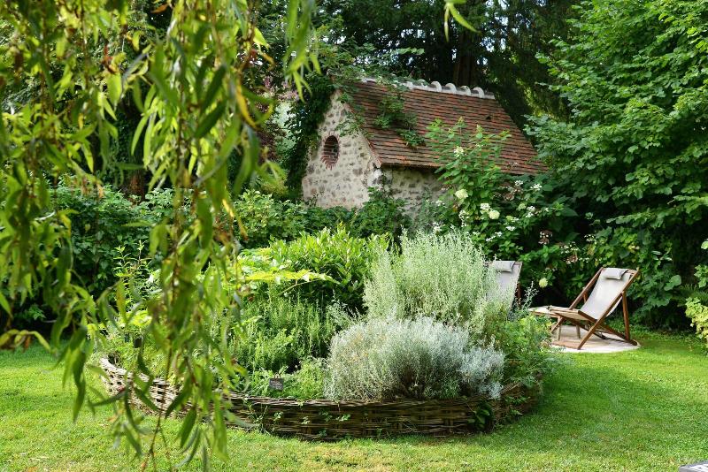هتل Relais Bernard Loiseau