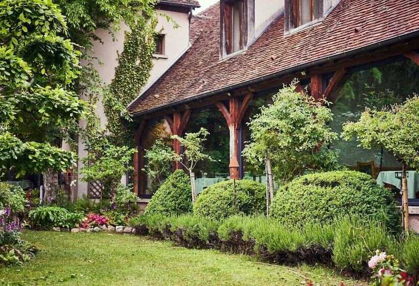 هتل Relais Bernard Loiseau