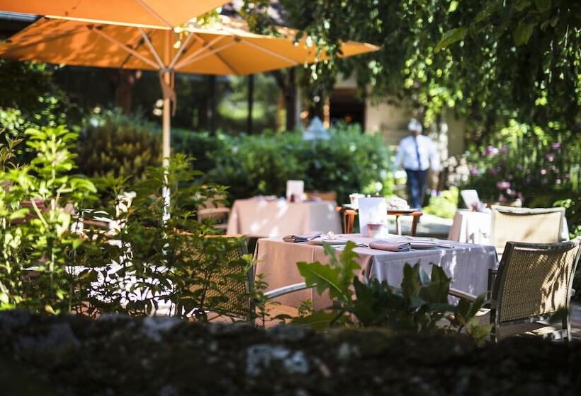 هتل Relais Bernard Loiseau