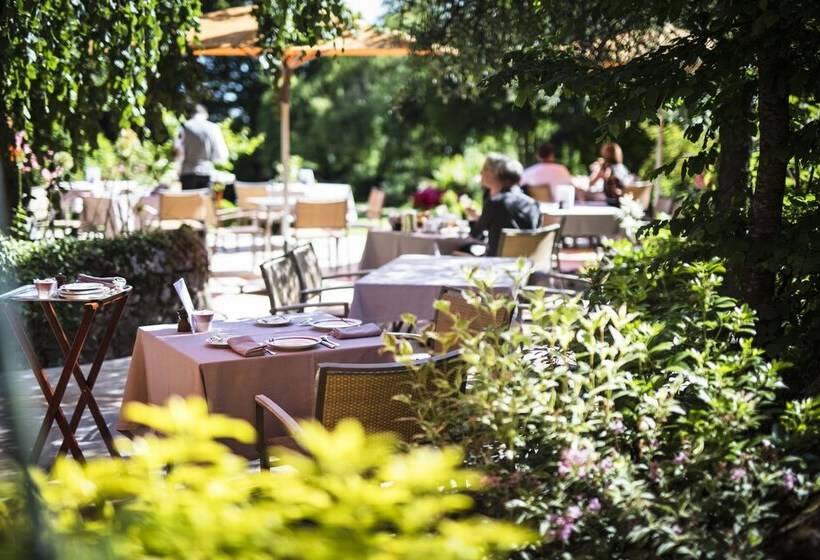 هتل Relais Bernard Loiseau
