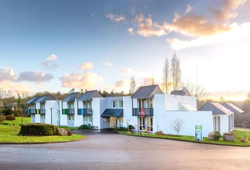 ホテル The Originals City, Ara Hôtel