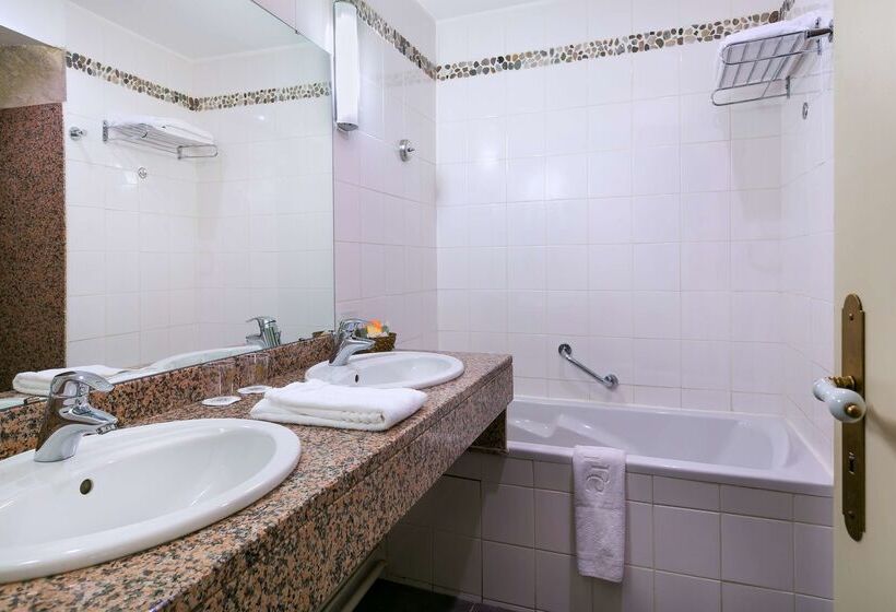 Fotos del hotel Best Western Hotel Le Guilhem:  28