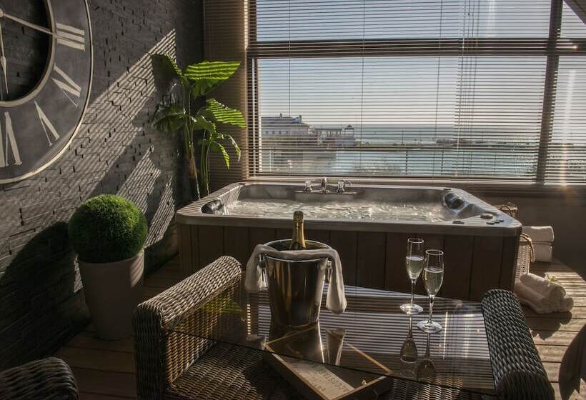 هتل Côte Ouest Hôtel Thalasso & Spa Les Sables D Olonne   Mgallery
