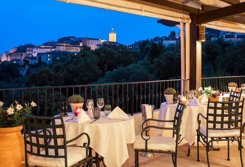 هتل Hostellerie Le Baou