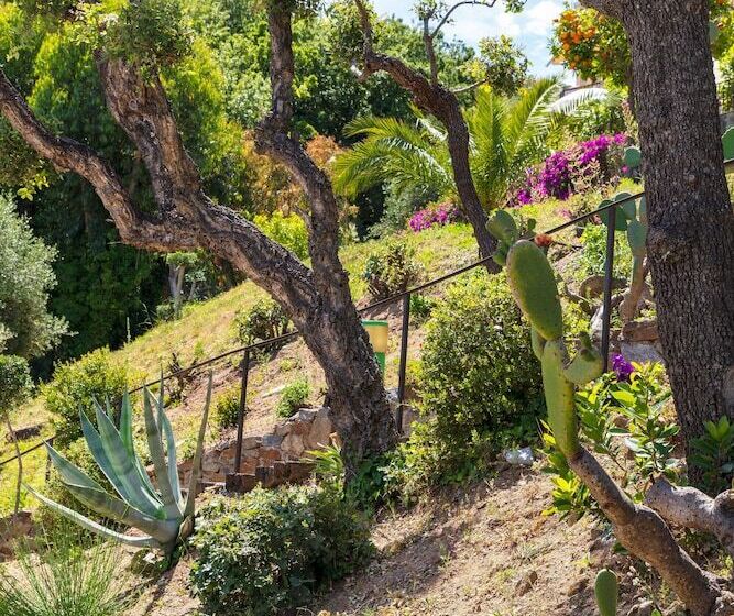 酒店 Hostellerie Le Baou