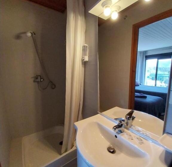 هتل Hôtel L Oustalet