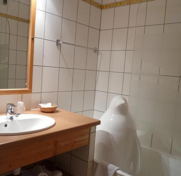 هتل Hôtel Le Riquewihr