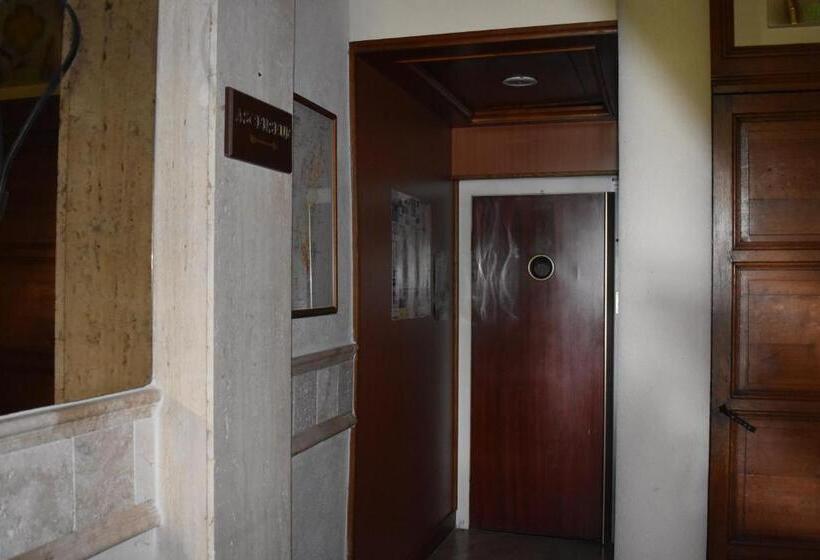 هتل Hôtel Le Sauvage