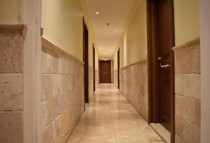 هتل Hôtel Le Sauvage